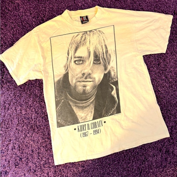 Kurt Cobain Vintage Nirvana TShirt